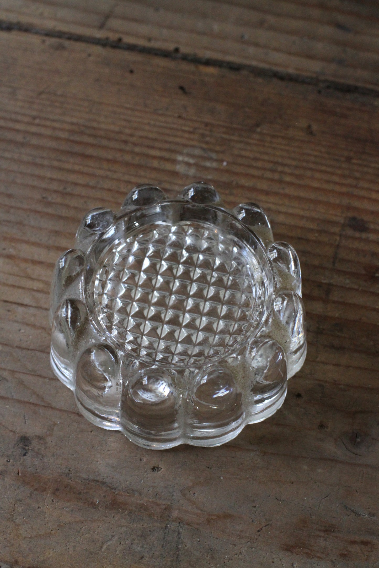 Dessous de verre anciens en ensemble